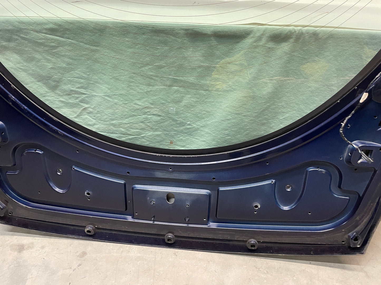 1998 Pontiac Firebird Formula Rear Glass Hatch OEM - Day's Parts Yard