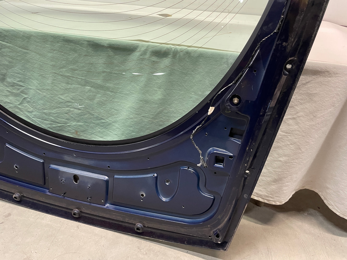 1998 Pontiac Firebird Formula Rear Glass Hatch OEM - Day's Parts Yard