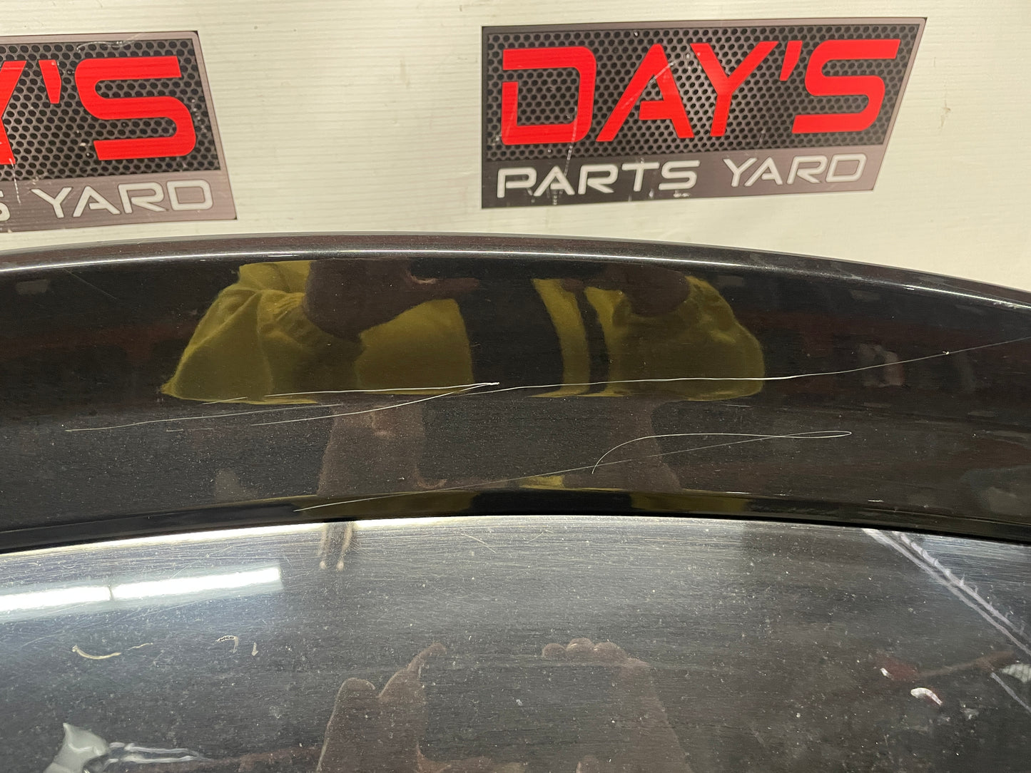 2016 Chevy SS Sedan Trunk Deck Lid Spoiler Wing OEM - Day's Parts Yard