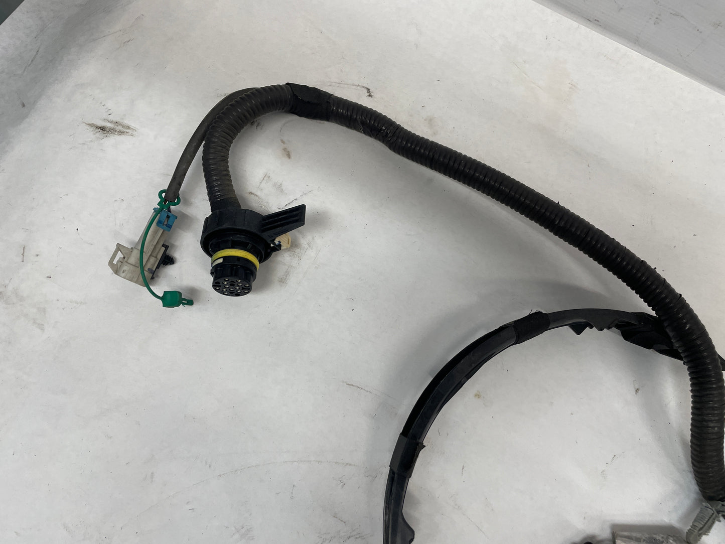 2016 Chevy SS Sedan Engine Motor Automatic Transmission Wire Wiring Harness OEM - Day's Parts Yard