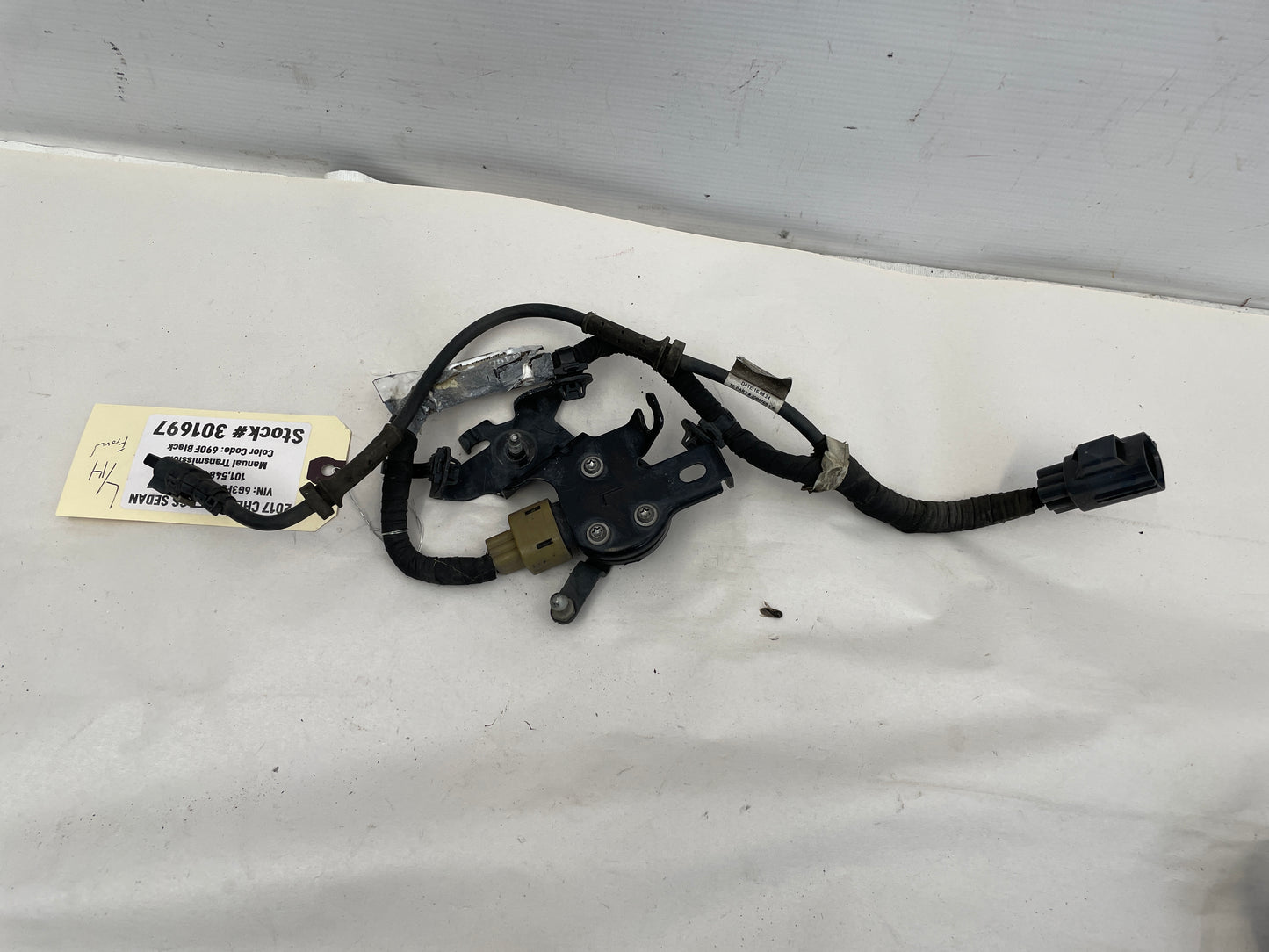 2017 Chevy SS Sedan Front LH Driver Suspension Ride Control Height Sensor OEM - Day's Parts Yard
