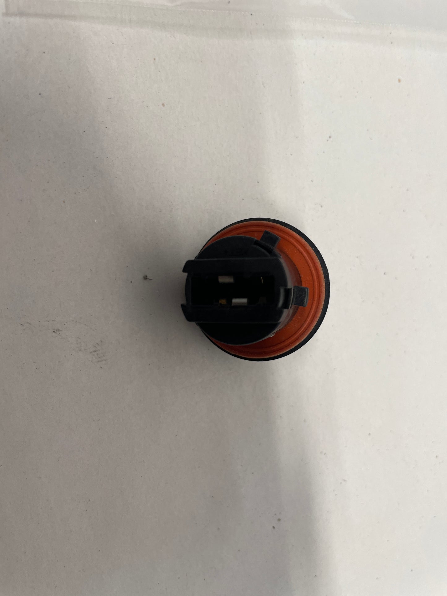 2016 Chevy SS Sedan Headlight Marker Light Socket OEM - Day's Parts Yard