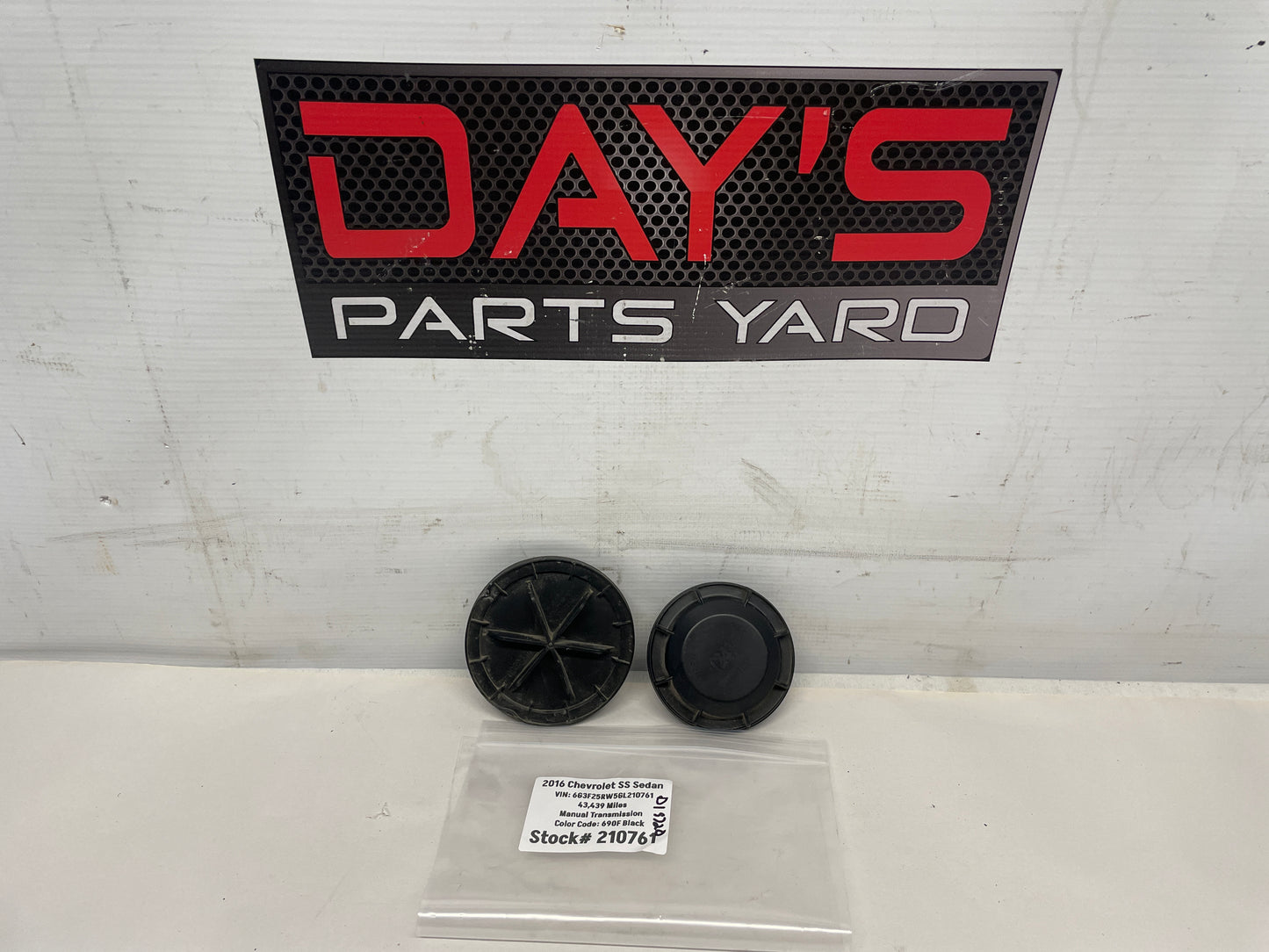 2016 Chevy SS Sedan Headlight Light Bulb Cover Cap OEM - Day's Parts Yard