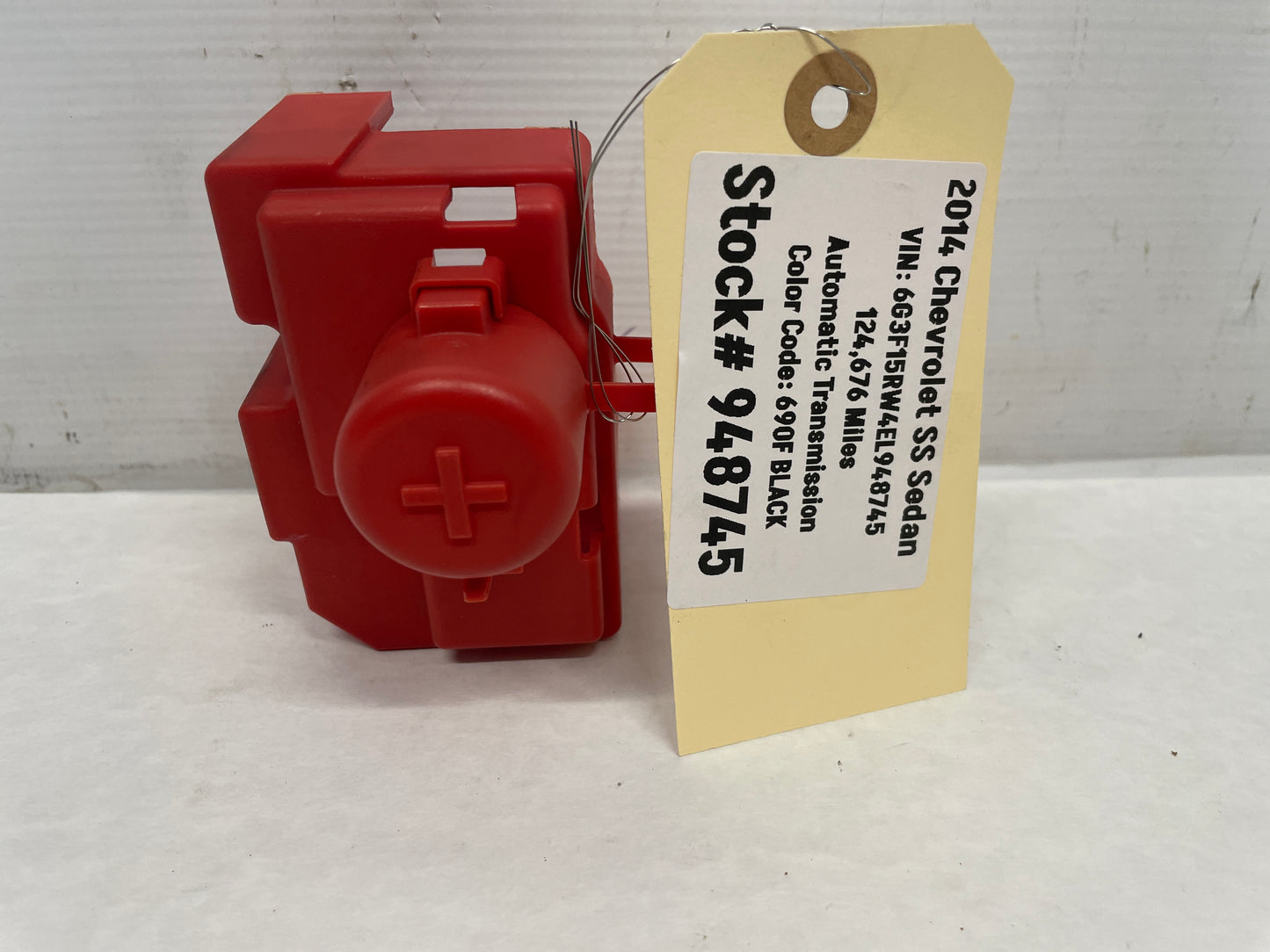 2014 Chevy SS Sedan Positive Battery Terminal Cable Fuse Jump Starter Post Cover OEM