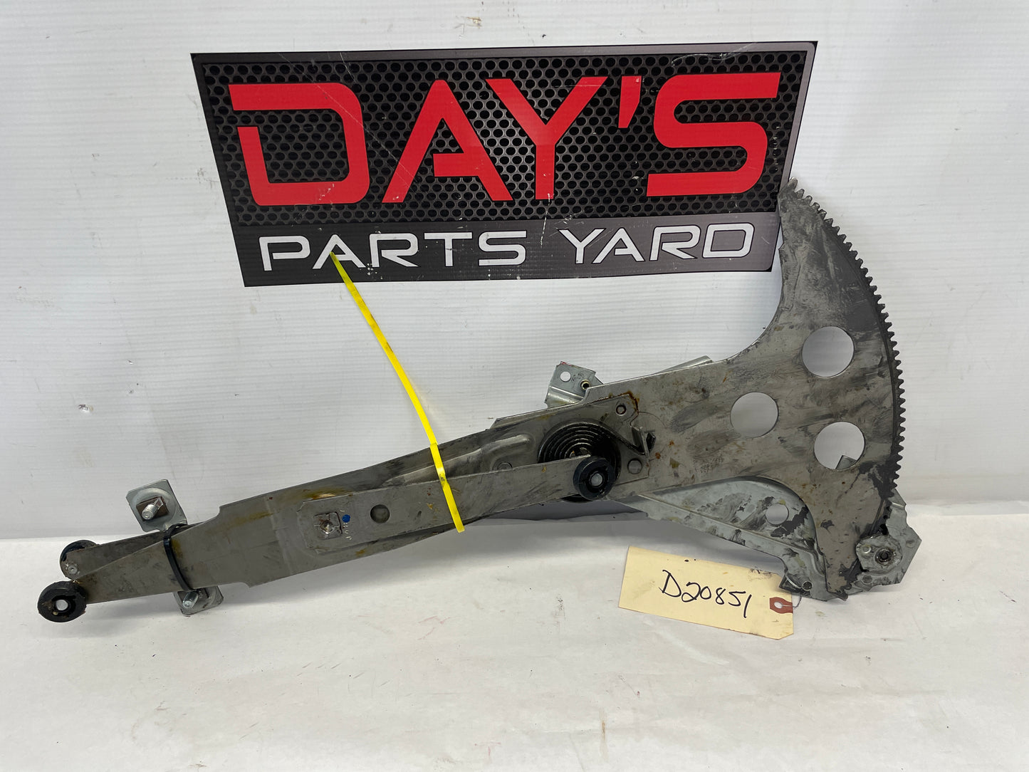 2002 Chevy Camaro Z28 LH Driver Manual Crank Window Regulator OEM - Day's Parts Yard