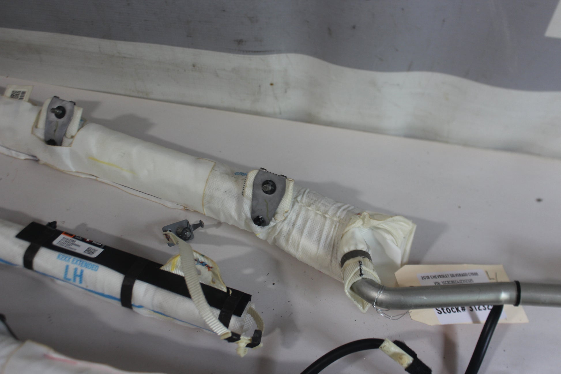 2018 Chevy Silverado C1500 Extended Double Cab RH & LH Curtain Airbag Air Bag OEM - Day's Parts Yard