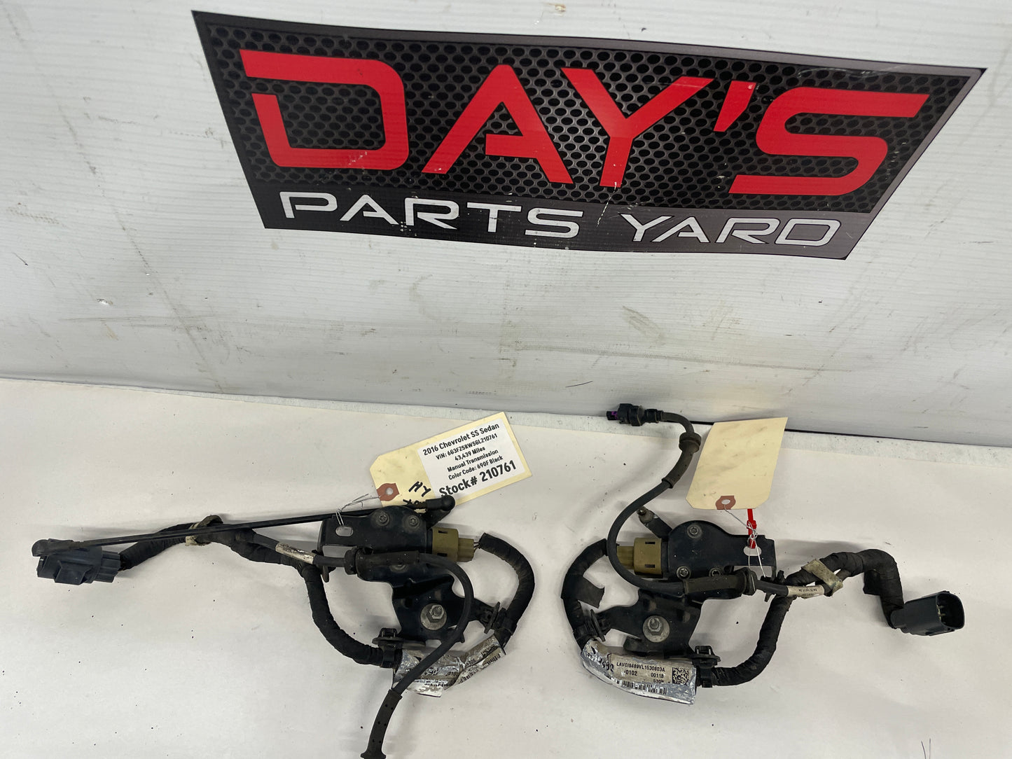 2016 Chevy SS Sedan RH & LH Front Suspension Ride Control Height Sensors OEM - Day's Parts Yard