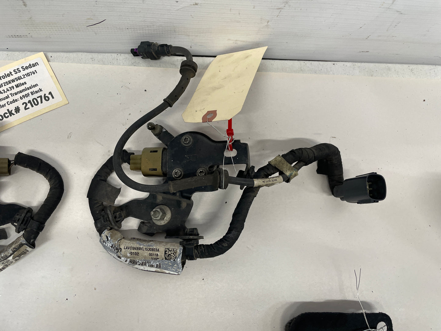 2016 Chevy SS Sedan RH & LH Front Suspension Ride Control Height Sensors OEM - Day's Parts Yard