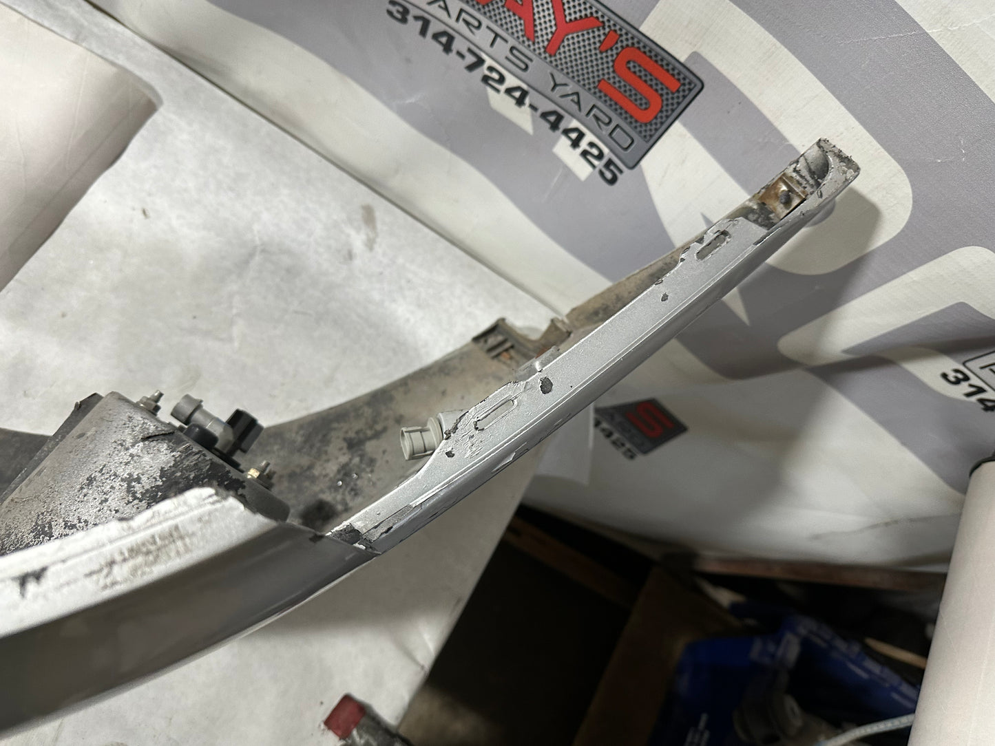 2006 Pontiac GTO Front Bumper Cover DAMAGED OEM LOCAL PICK UP - Day's Parts Yard