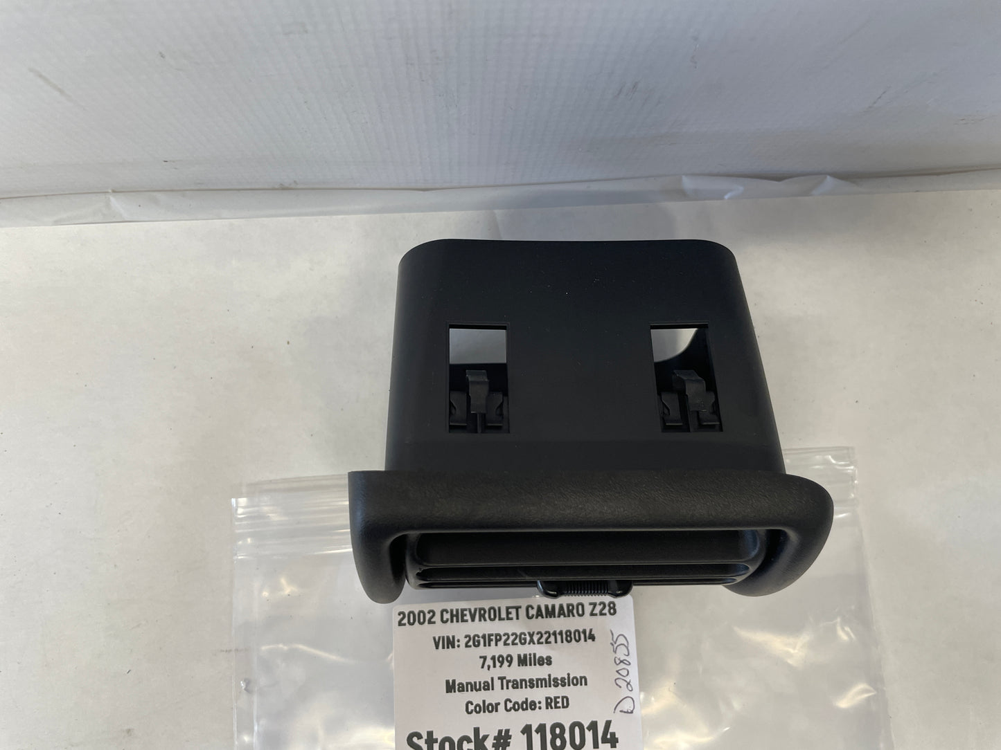 2002 Chevy Camaro Z28 RH Passenger Dash Air Vent OEM - Day's Parts Yard
