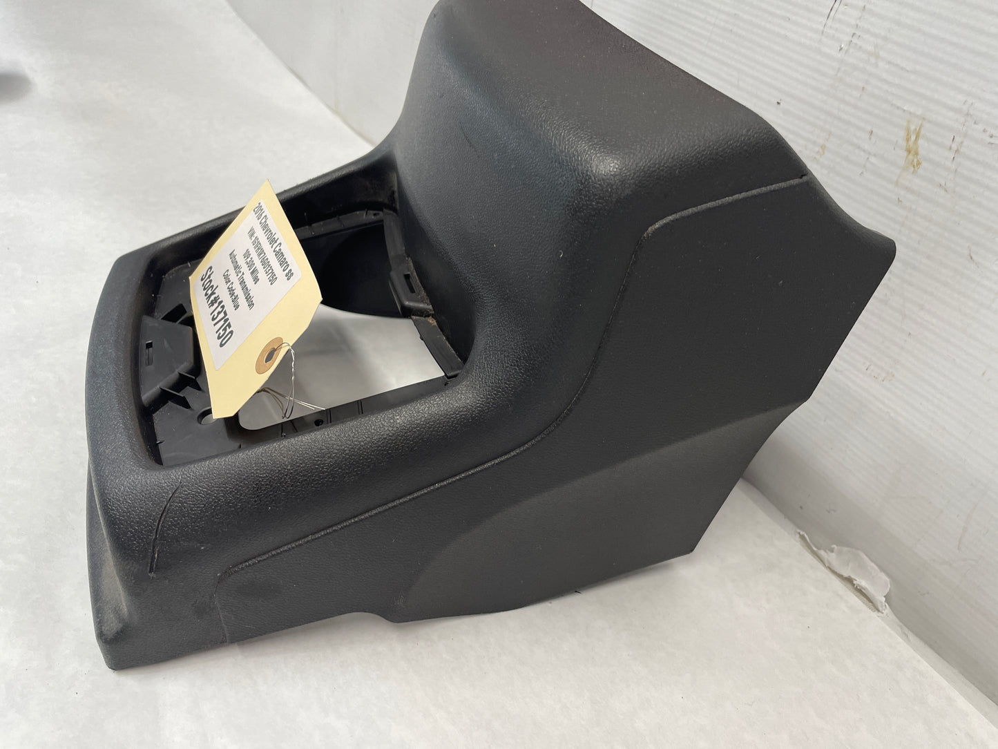2016 Chevy Camaro SS Center Console Trim Tunnel Element Plastic Holder OEM - Day's Parts Yard