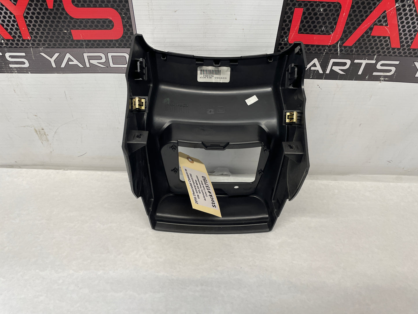 2016 Chevy Camaro SS Center Console Trim Tunnel Element Plastic Holder OEM - Day's Parts Yard