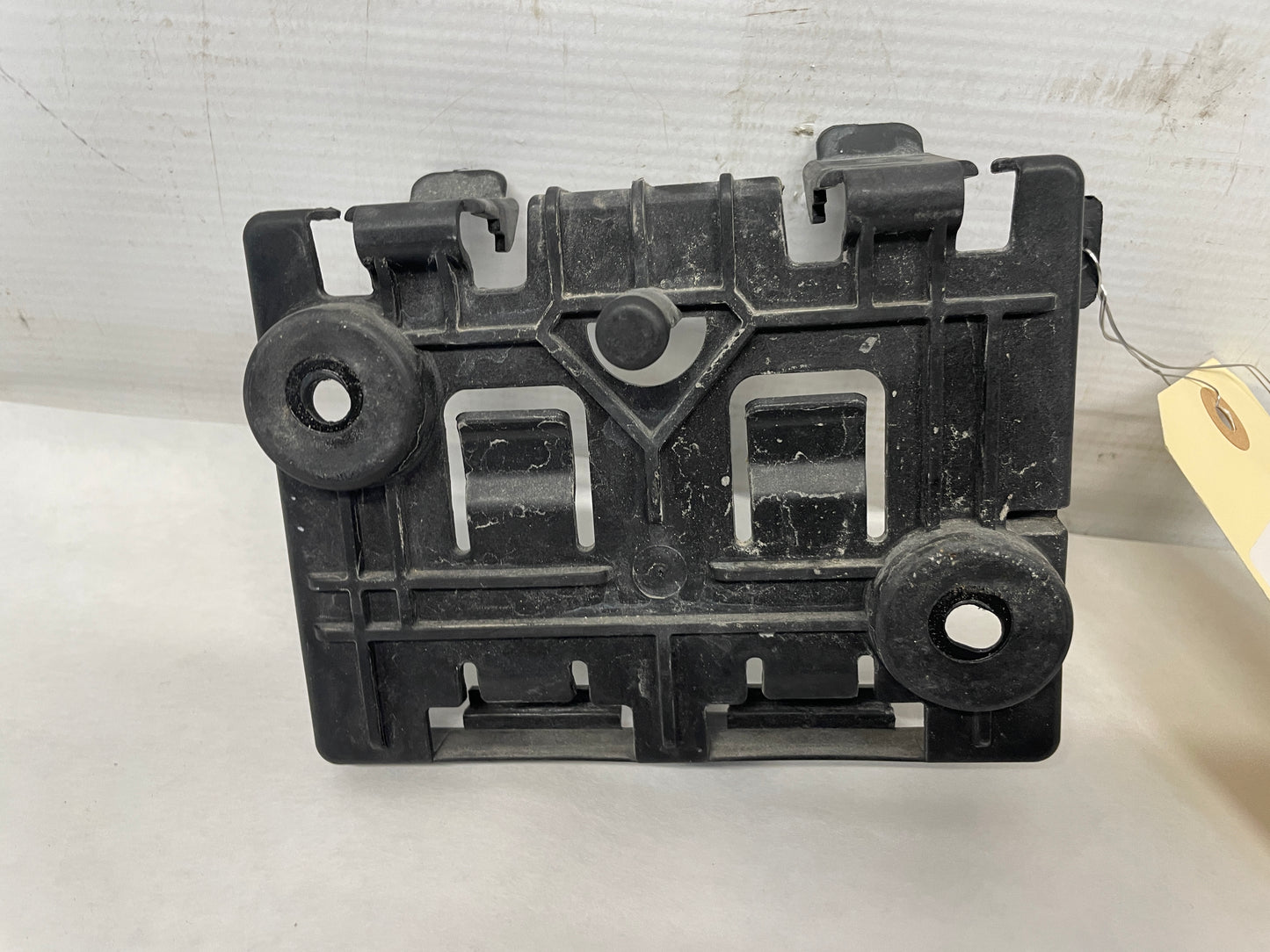 2016 Cadillac ATS-V Coupe Transmission Control Module Bracket OEM - Day's Parts Yard
