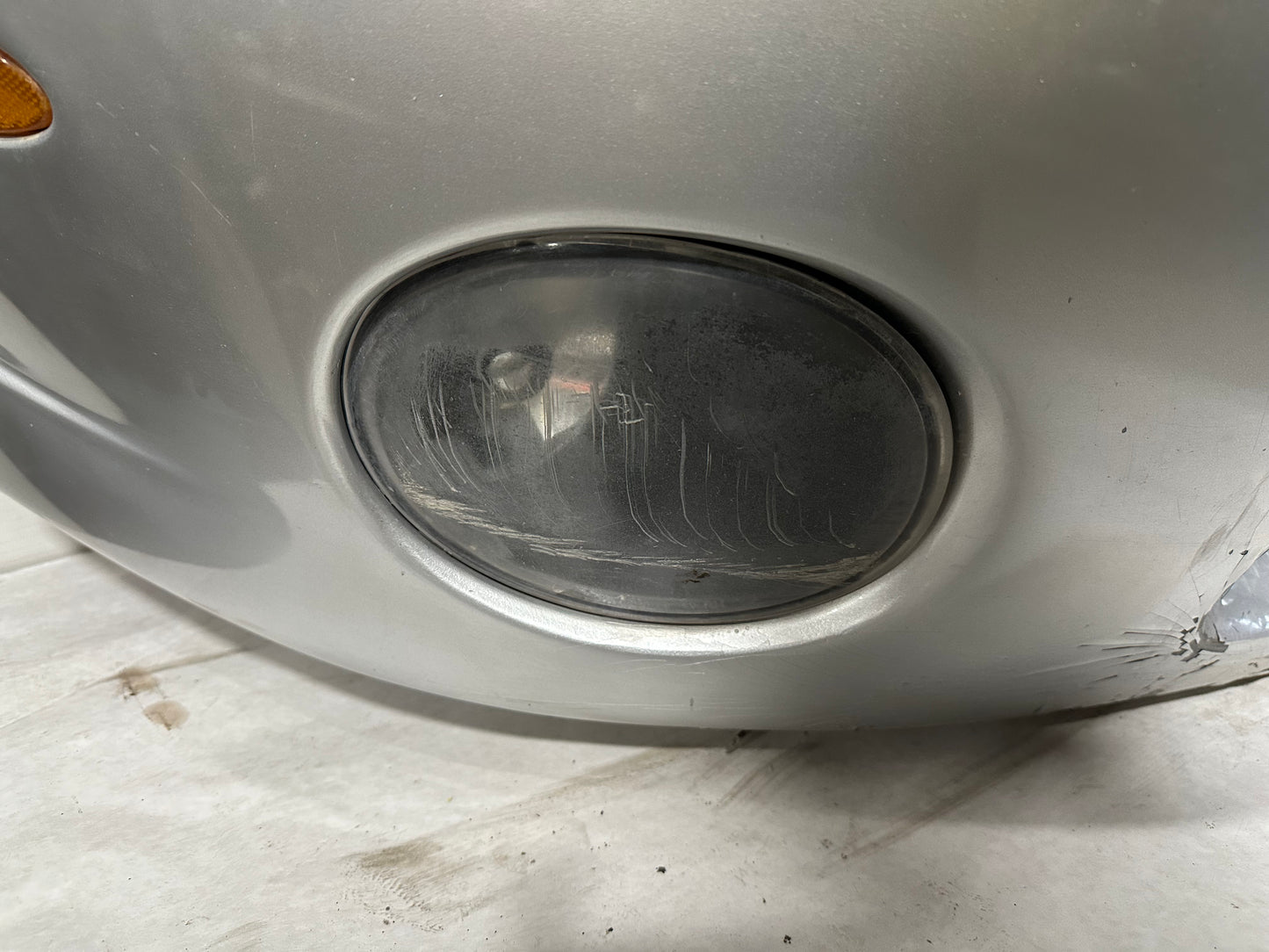 2006 Pontiac GTO Front Bumper Cover DAMAGED OEM LOCAL PICK UP - Day's Parts Yard