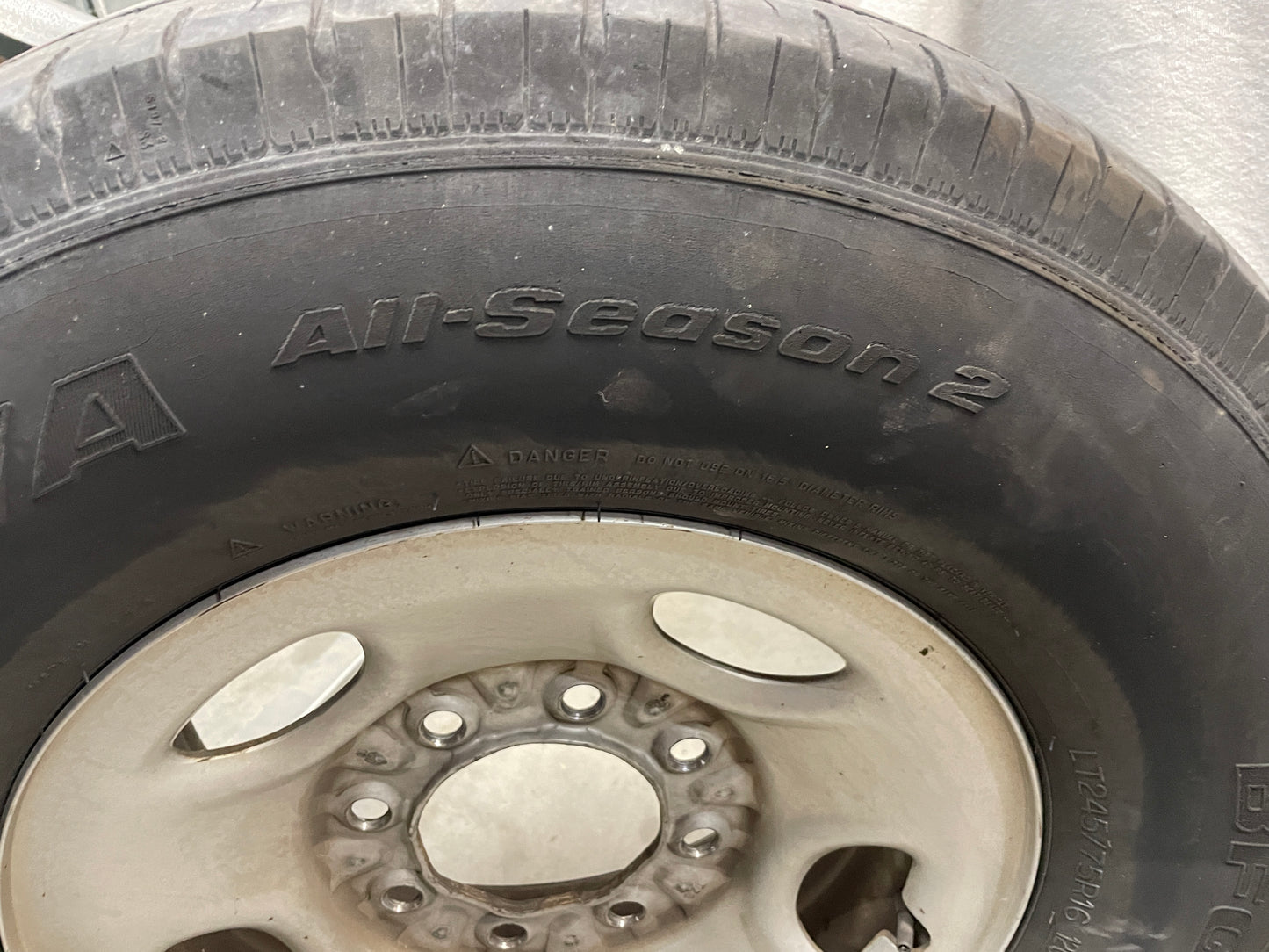 2003 Chevy Silverado C2500 Factory OEM Wheels and Tires Set - Day's Parts Yard