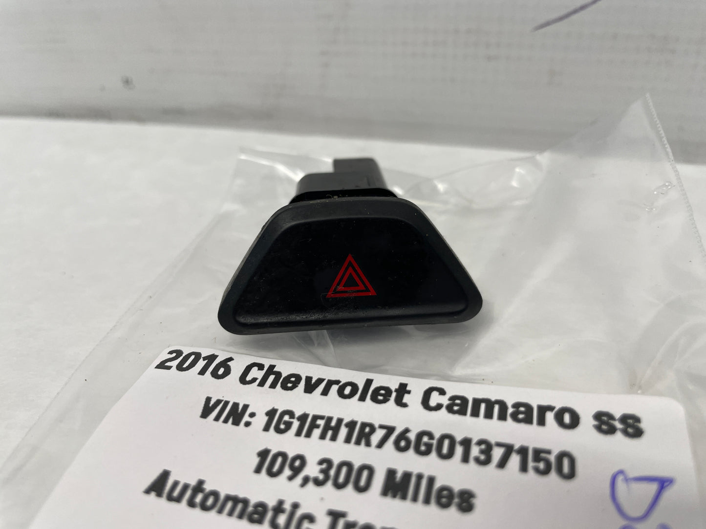 2016 Chevy Camaro SS Hazard Switch Button OEM - Day's Parts Yard