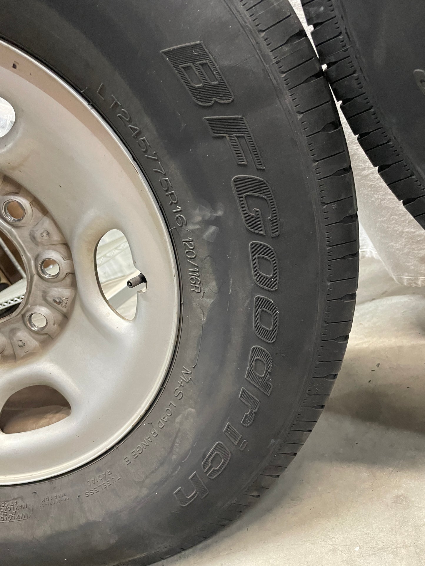 2003 Chevy Silverado C2500 Factory OEM Wheels and Tires Set - Day's Parts Yard