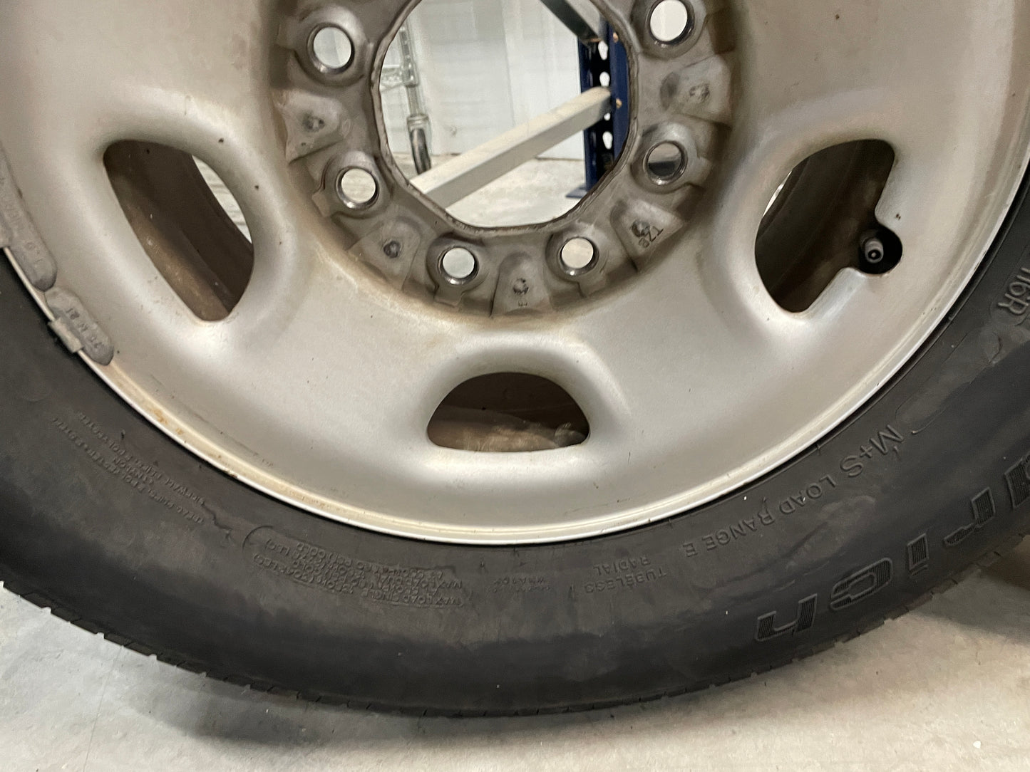 2003 Chevy Silverado C2500 Factory OEM Wheels and Tires Set - Day's Parts Yard