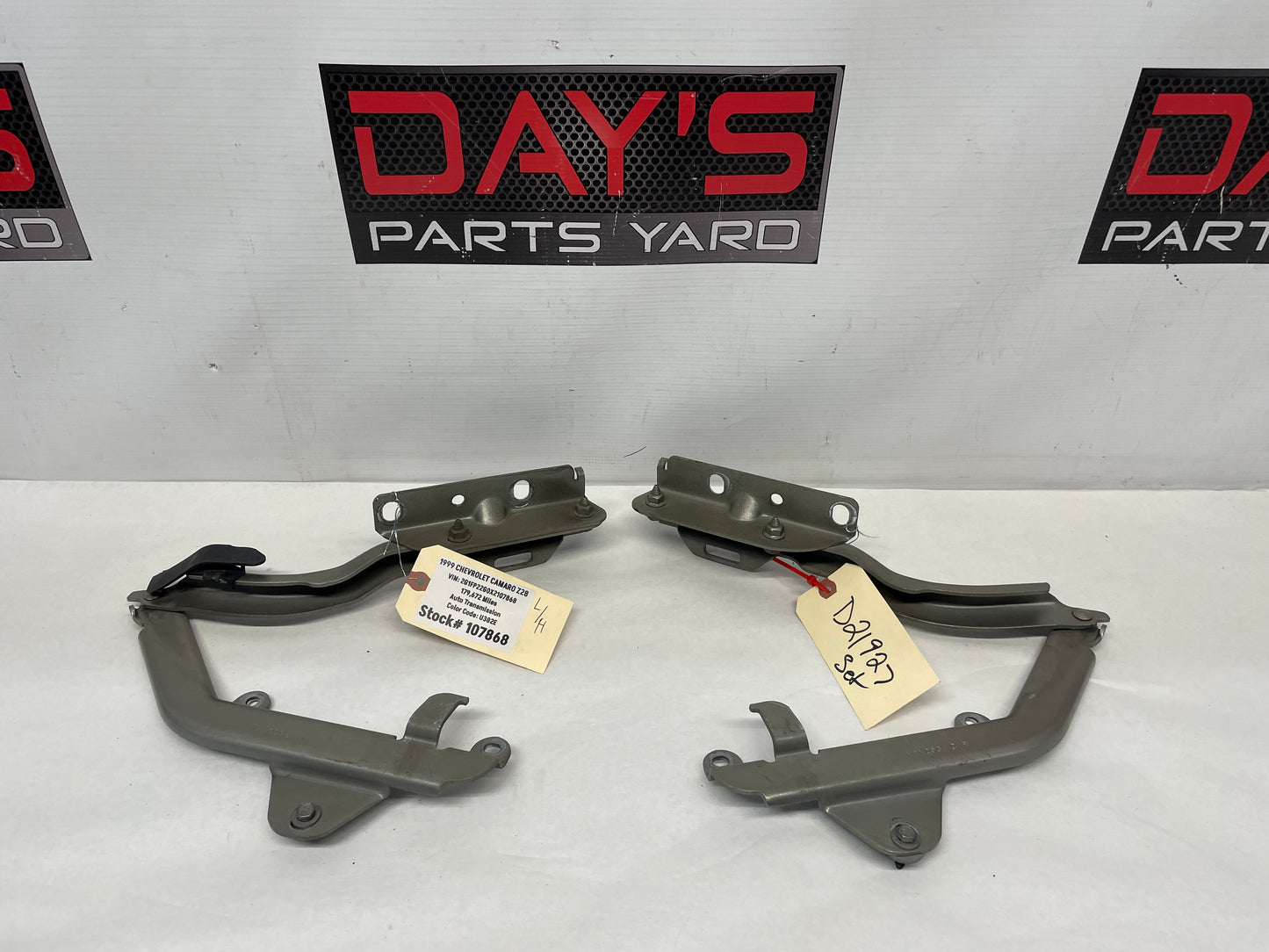 1999 Chevy Camaro Z28 RH & LH Hood Hinges Set OEM - Day's Parts Yard