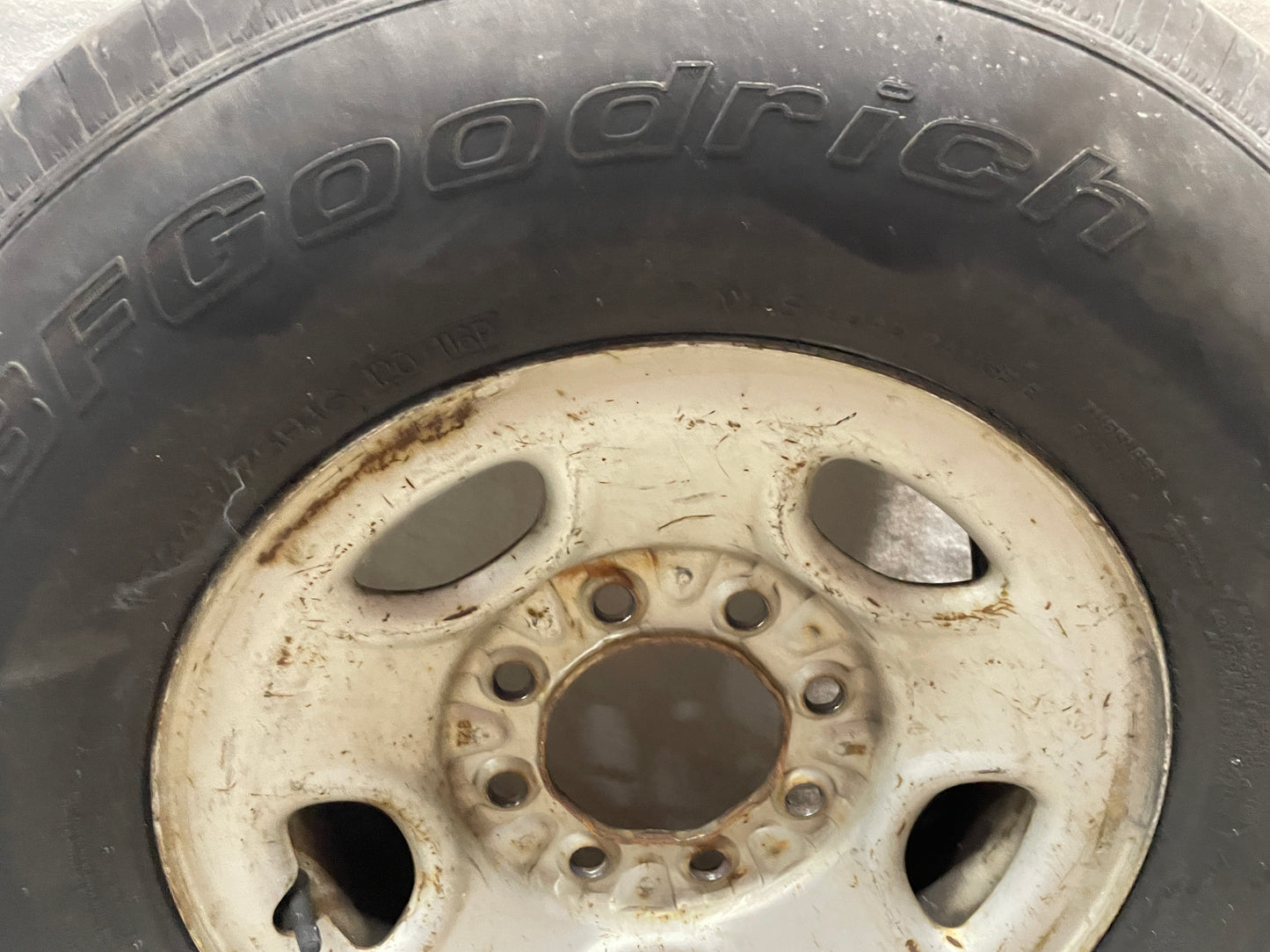 2003 Chevy Silverado C2500 Factory OEM Wheels and Tires Set - Day's Parts Yard