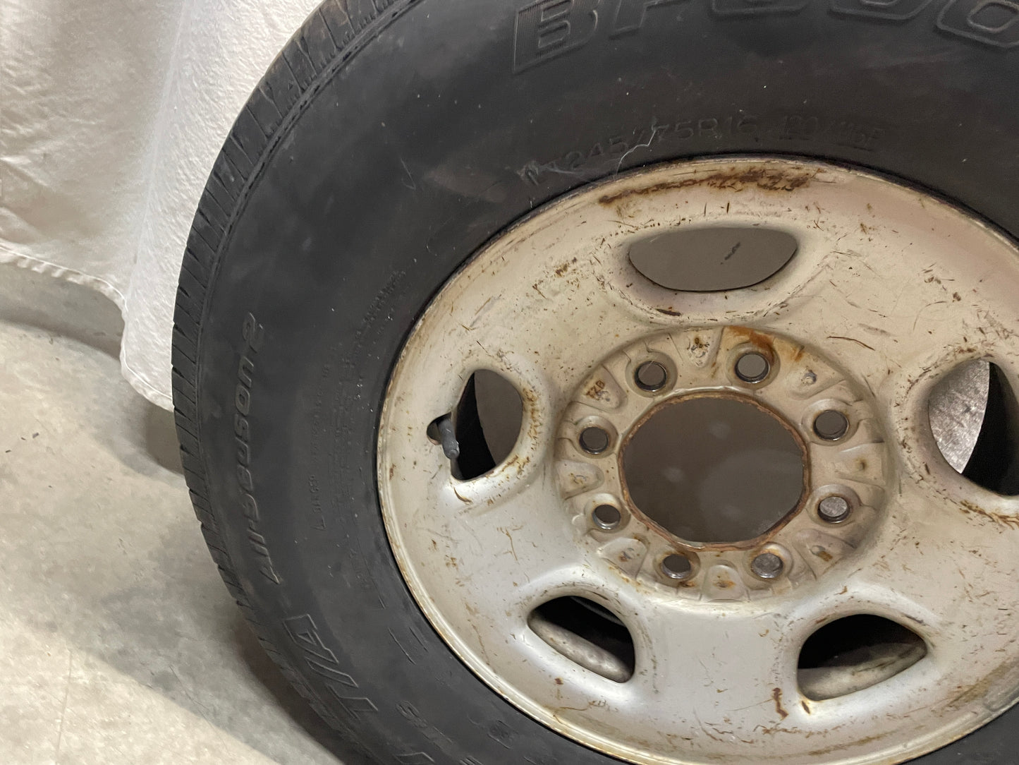 2003 Chevy Silverado C2500 Factory OEM Wheels and Tires Set - Day's Parts Yard