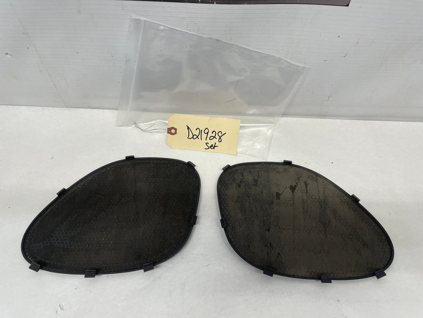 1999 Chevy Camaro Z28 Rear RH & LH Speaker Grills Cover - Day's Parts Yard