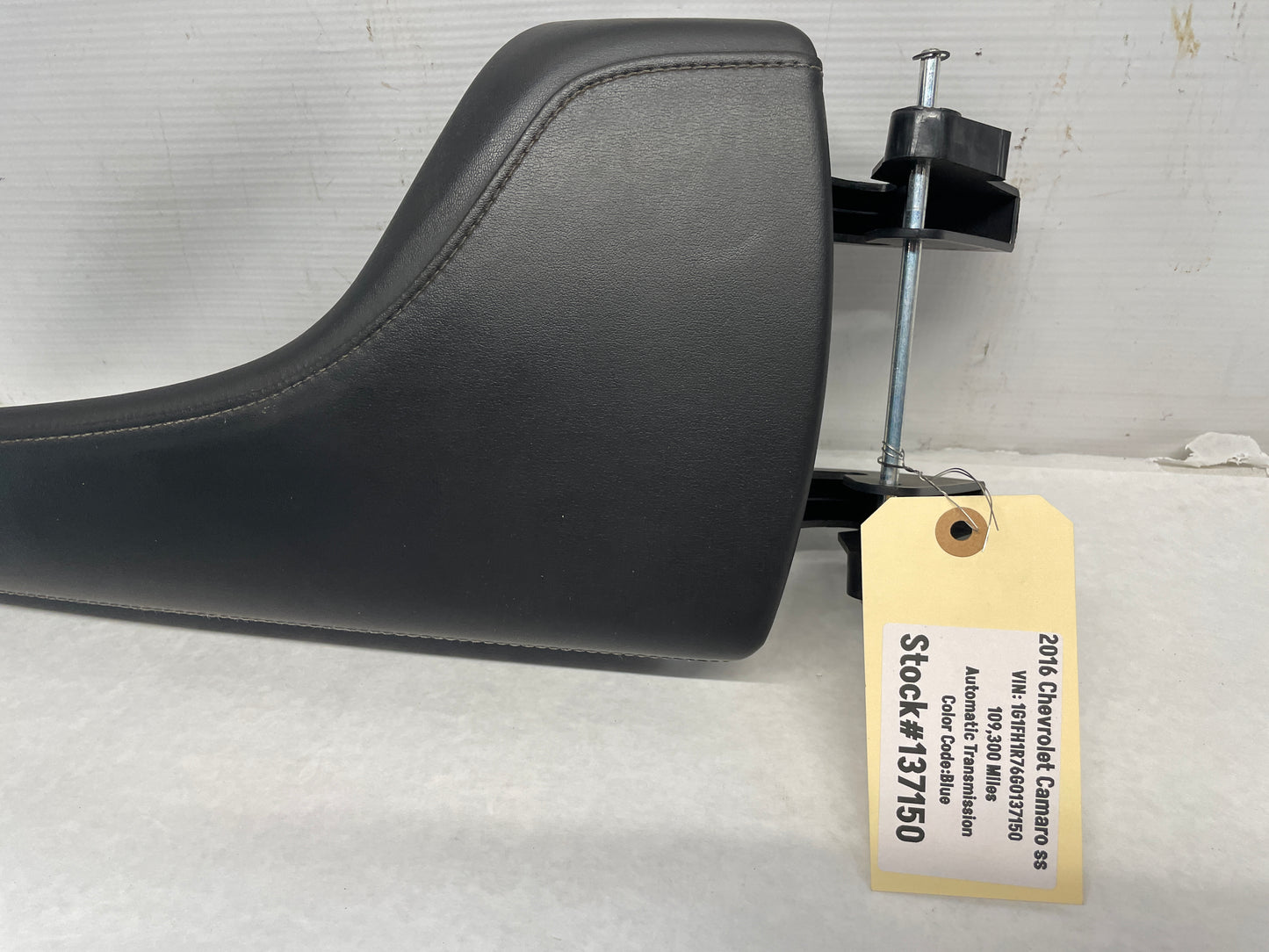 2016 Chevy Camaro SS Center Console Lid OEM - Day's Parts Yard