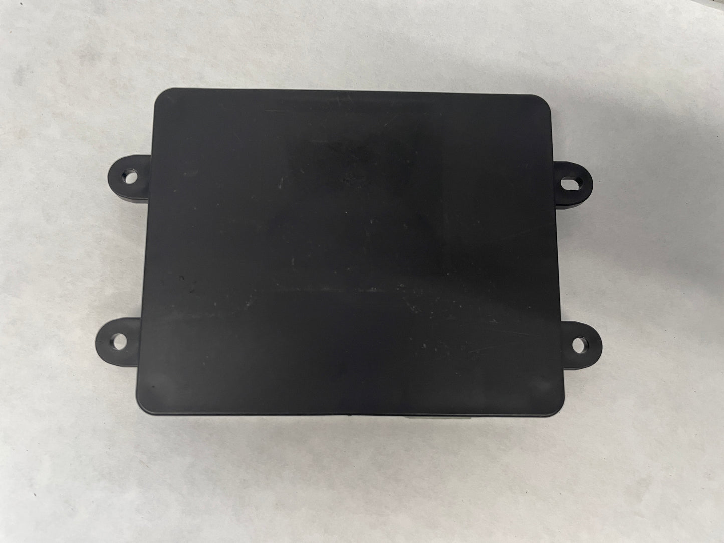 2016 Chevy Camaro SS Center Console Rear Wireless Charging Pad OEM - Day's Parts Yard