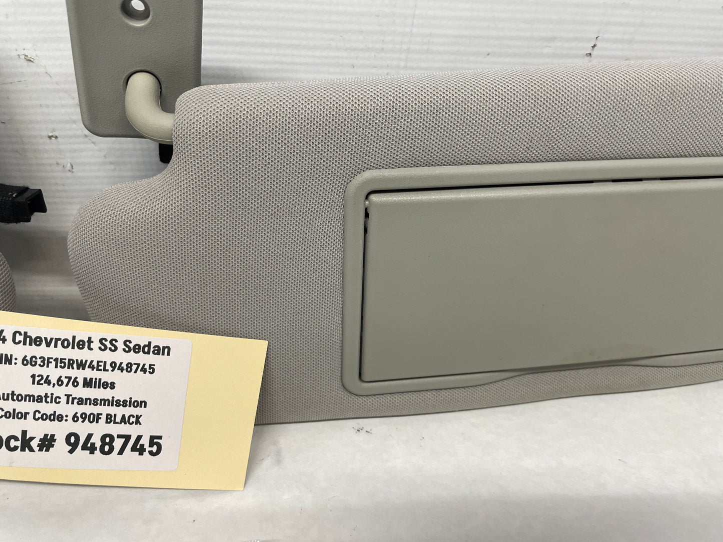 2014 Chevy SS Sedan RH & LH Sun Visor Sunvisor Shade Set w/ Clips OEM