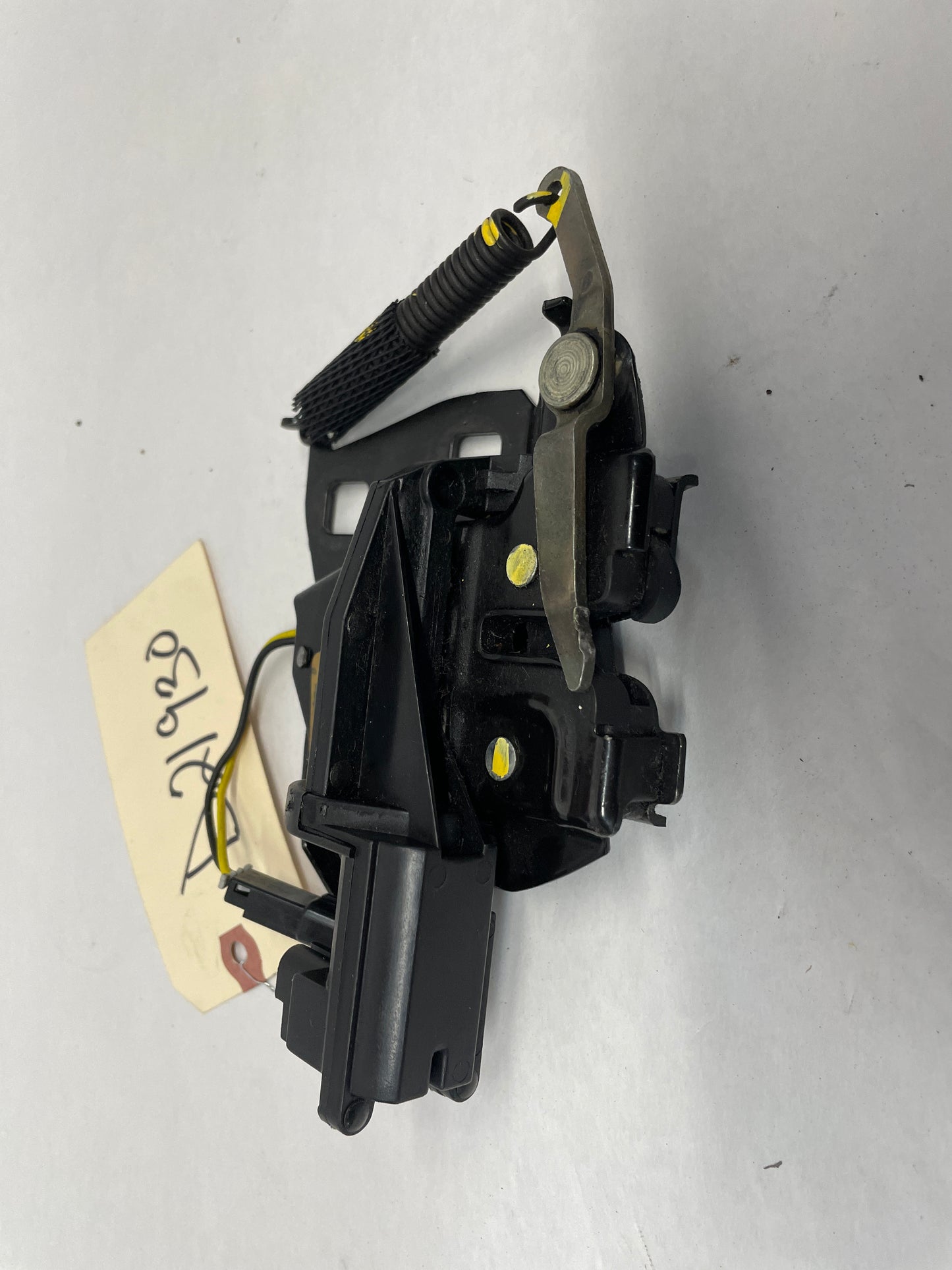 1999 Chevy Camaro Z28 Trunk Deck Lid Hatch Latch OEM - Day's Parts Yard