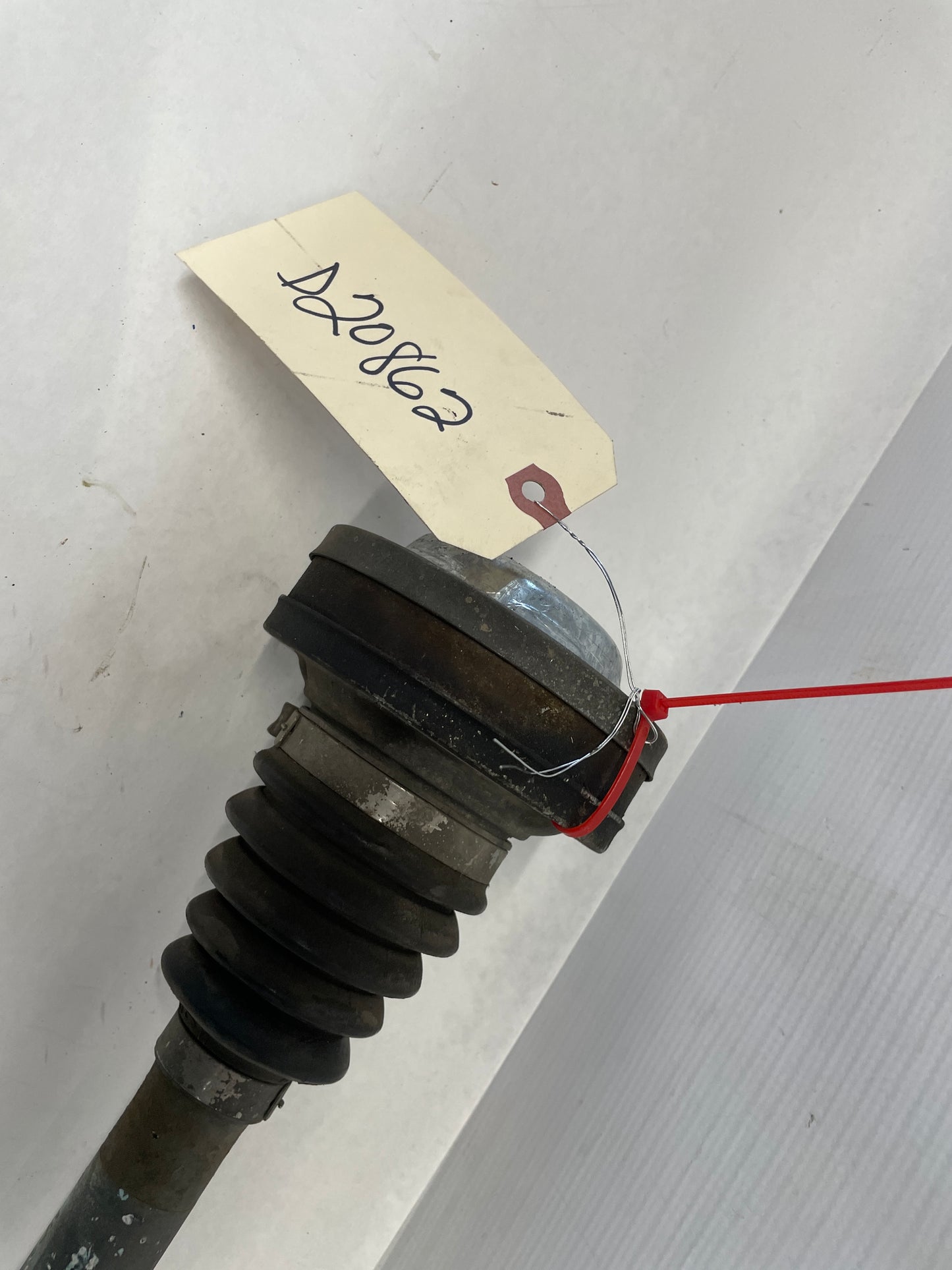 2006 Pontiac GTO RH Passenger Rear CV Axle Half Shaft OEM - Day's Parts Yard