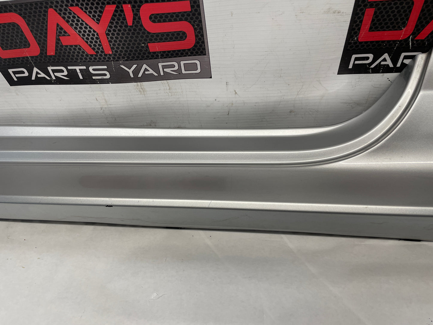2016 Cadillac ATS-V Coupe LH Driver Side Skirt Rocker Molding Panel OEM - Day's Parts Yard