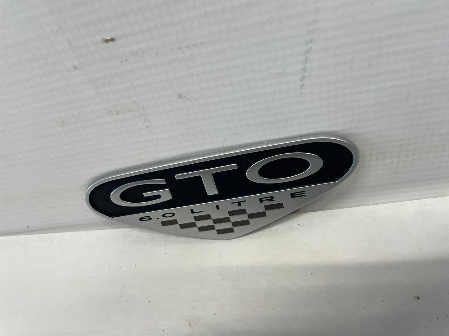 2006 Pontiac GTO Fender Badge Emblem OEM - Day's Parts Yard