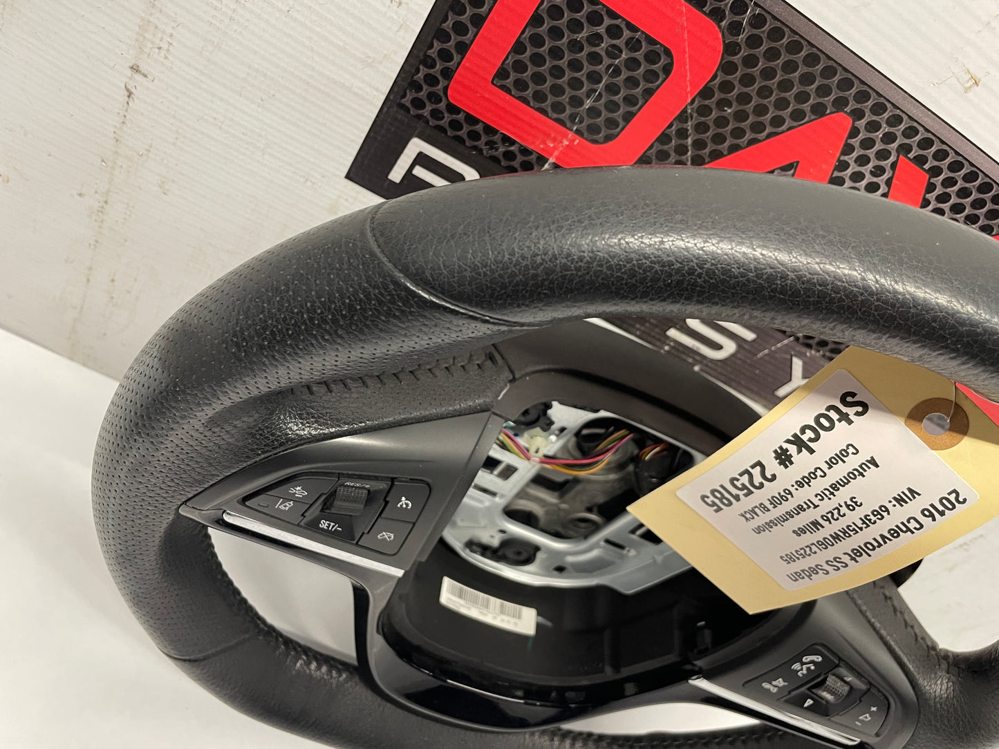 2016 Chevy SS Sedan Steering Wheel w/ Black Trim OEM - Day's Parts Yard