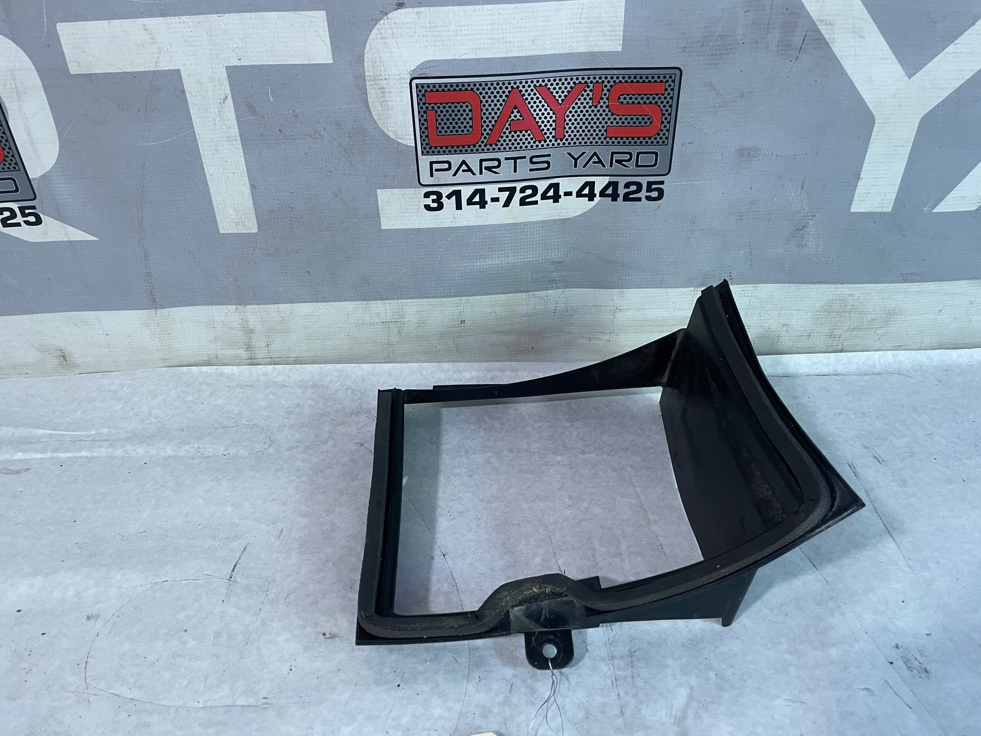 2018 Cadillac CTS-V LH Driver Radiator Intercooler Seal OEM - Day's Parts Yard