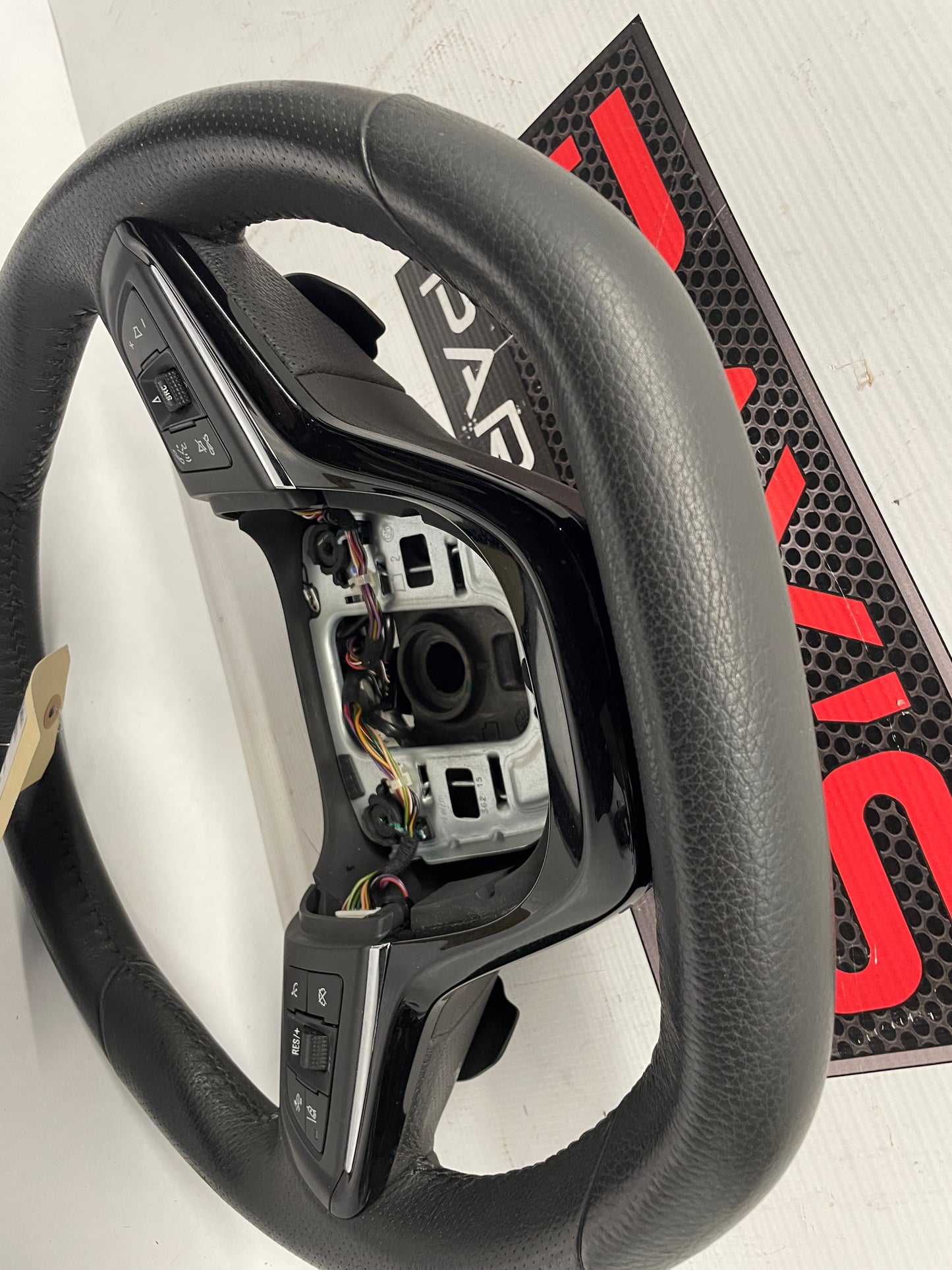 2016 Chevy SS Sedan Steering Wheel w/ Black Trim OEM - Day's Parts Yard
