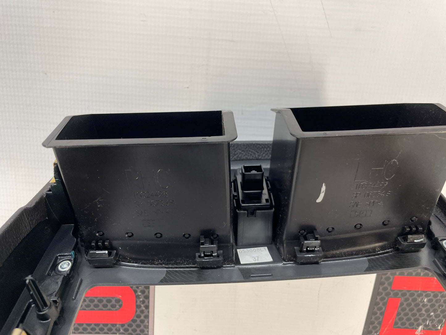 2008 Chevy C6 Corvette Carbon Radio Surround Bezel Center Dash Trim Panel OEM