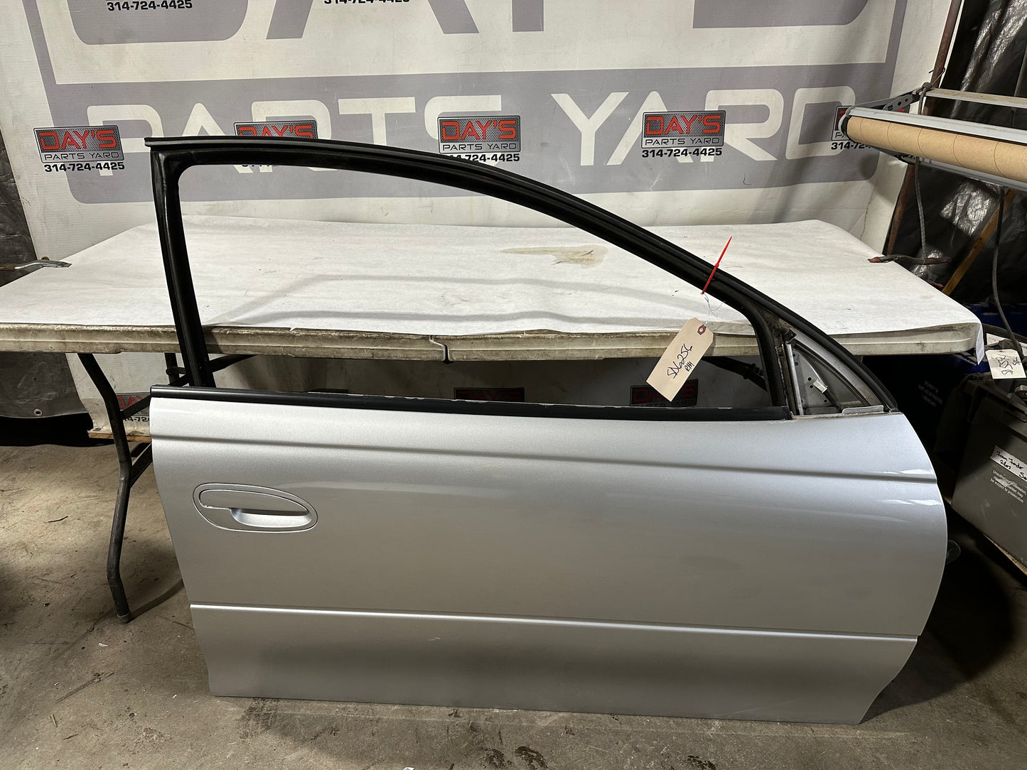 2006 Pontiac GTO RH Passenger Exterior Door OEM - Day's Parts Yard