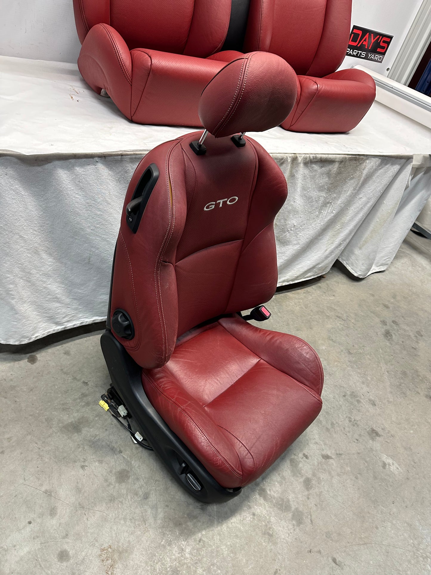 2006 Pontiac GTO Seats Fronts and Rears Red Leather OEM - Day's Parts Yard