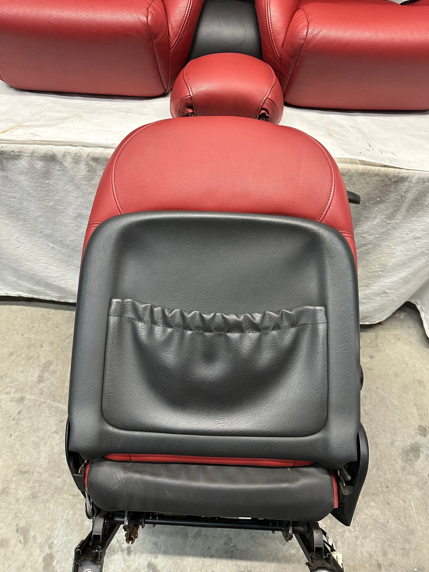 2006 Pontiac GTO Seats Fronts and Rears Red Leather OEM - Day's Parts Yard