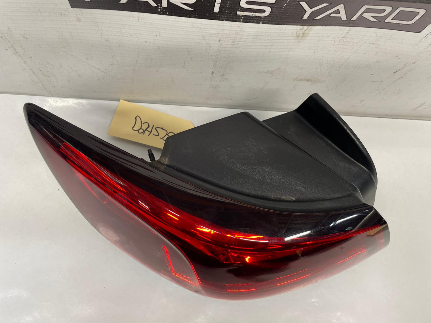2016 Chevy SS Sedan LH Driver Outer Tail Light Taillight Lamp OEM - Day's Parts Yard