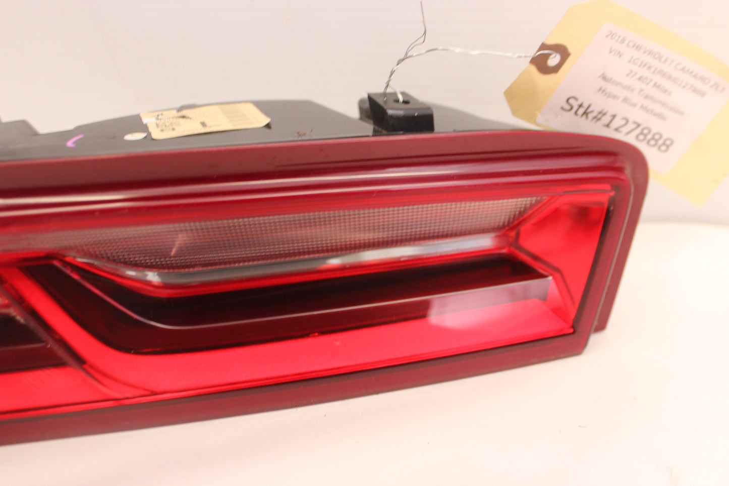 2018 Chevy Camaro ZL1 LH Driver Tail Light Taillight Lamp 84136772 OEM - Day's Parts Yard