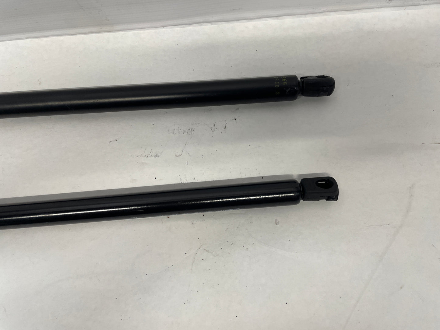 1999 Chevy Camaro Z28 Hatch Trunk Deck Lid Strut Damper Kit Set OEM - Day's Parts Yard