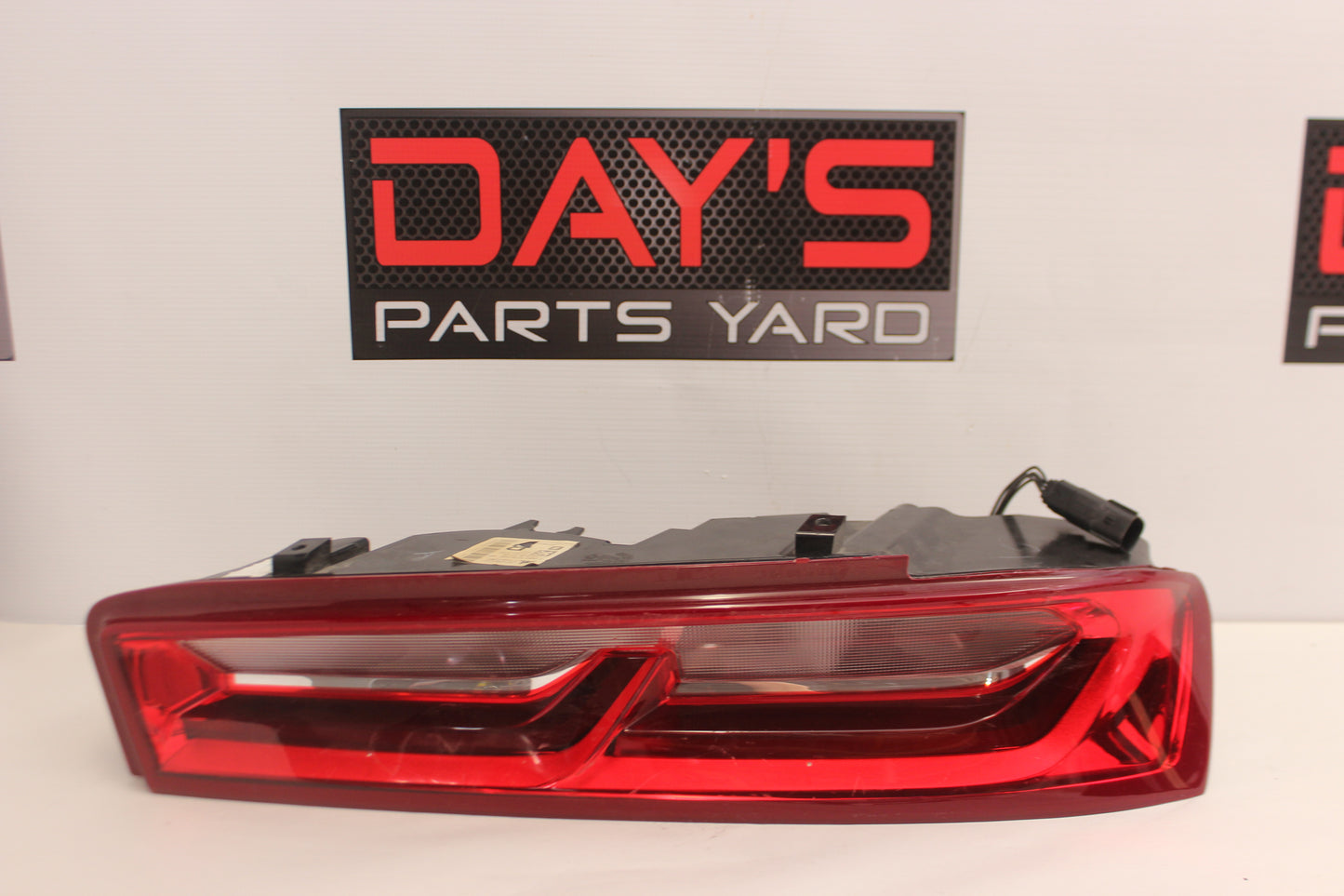 2017 Chevy Camaro Tail Light RH 23382194 OEM - Day's Parts Yard