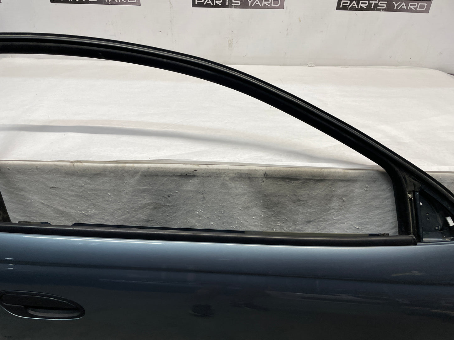 2005 Pontiac GTO RH Passenger Exterior Front Door OEM - Day's Parts Yard
