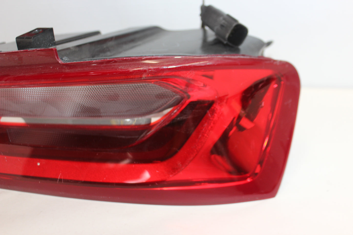 2017 Chevy Camaro Tail Light RH 23382194 OEM - Day's Parts Yard