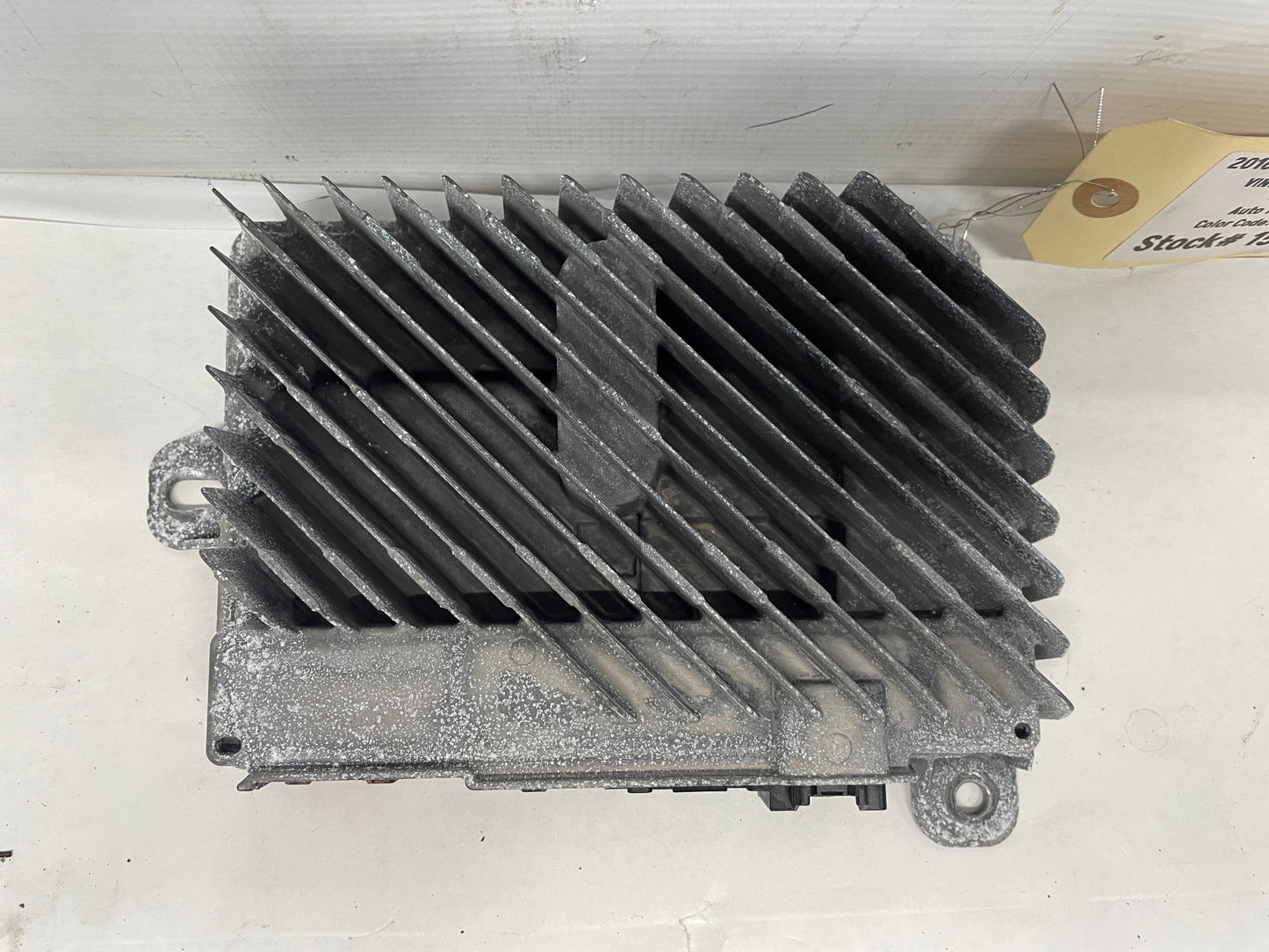 2016 Cadillac ATS-V Coupe Bose Radio Stereo Speaker Amplifier OEM - Day's Parts Yard