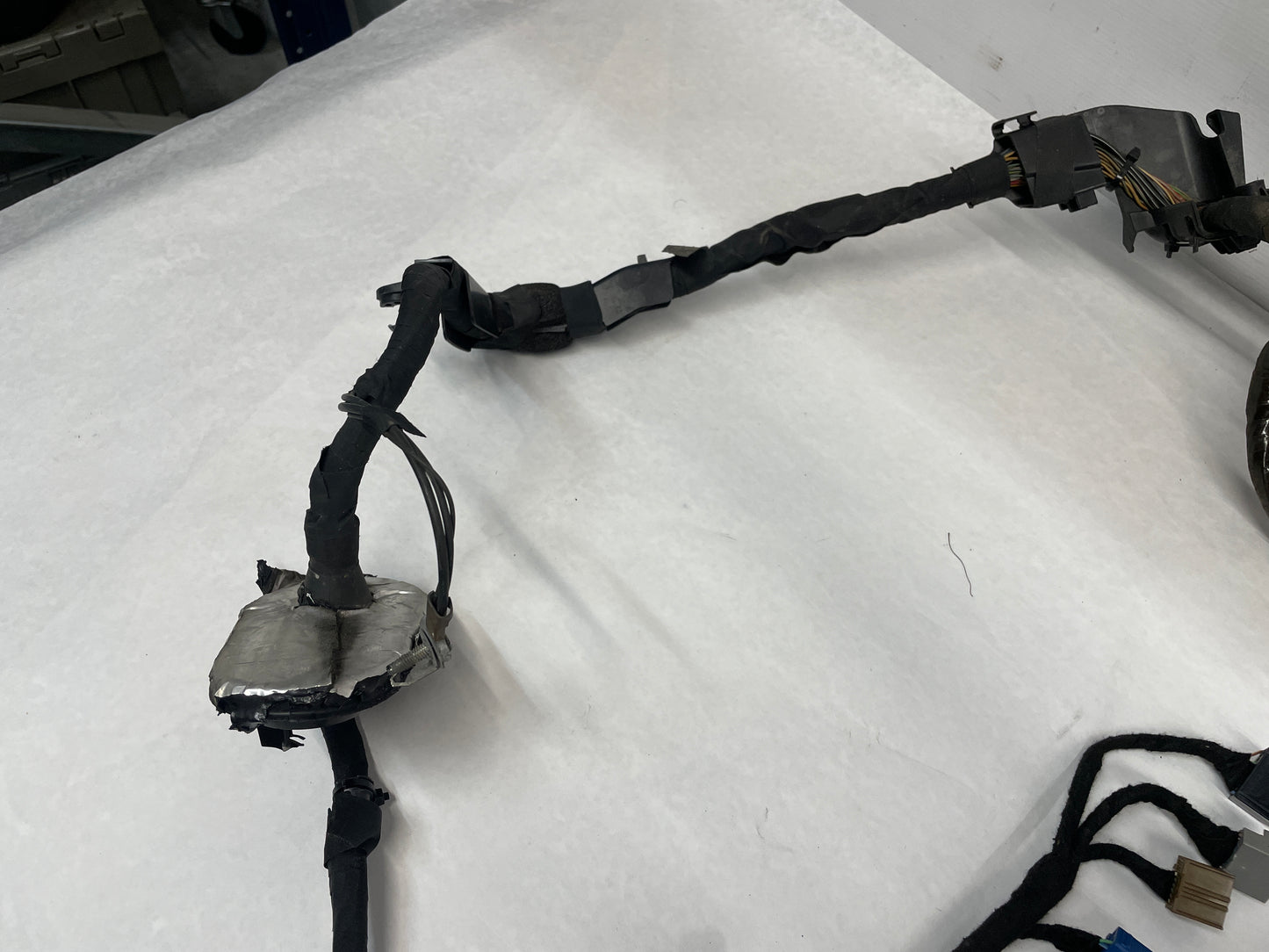 2014 Chevy SS Sedan Fire Wall Engine Bay Front Chassis Wire Wiring Harness OEM