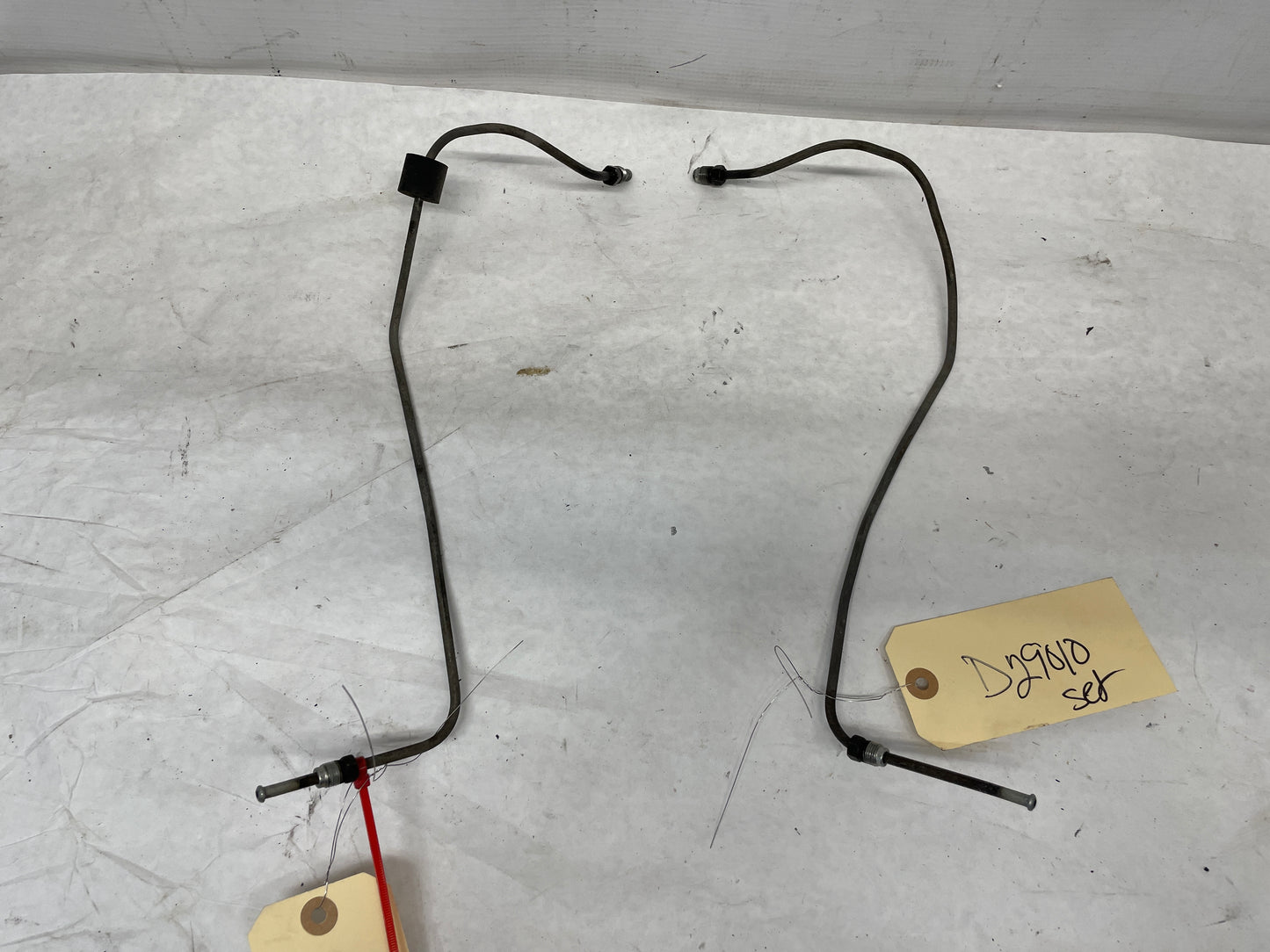 2006 Pontiac GTO RH & LH Rear Suspension Control Arm Hard Brake Lines Tubes Hoses OEM