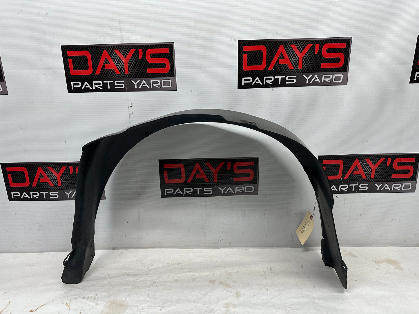 2006 Pontiac GTO LH Driver Front Fender Wheel House Well Liner OEM - Day's Parts Yard
